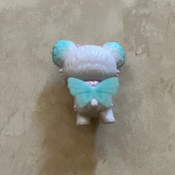 Magic Mixies Purple and White Small Pet Figures - Picture 7 of 9